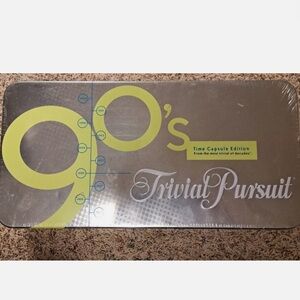 NWT Vintage Parker Brothers Trivial Pursuit Time Capsulee Edition 90’s